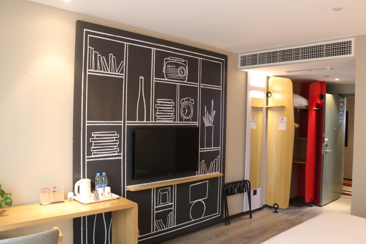 Ibis Chengdu Sm Square Hotell Exteriör bild