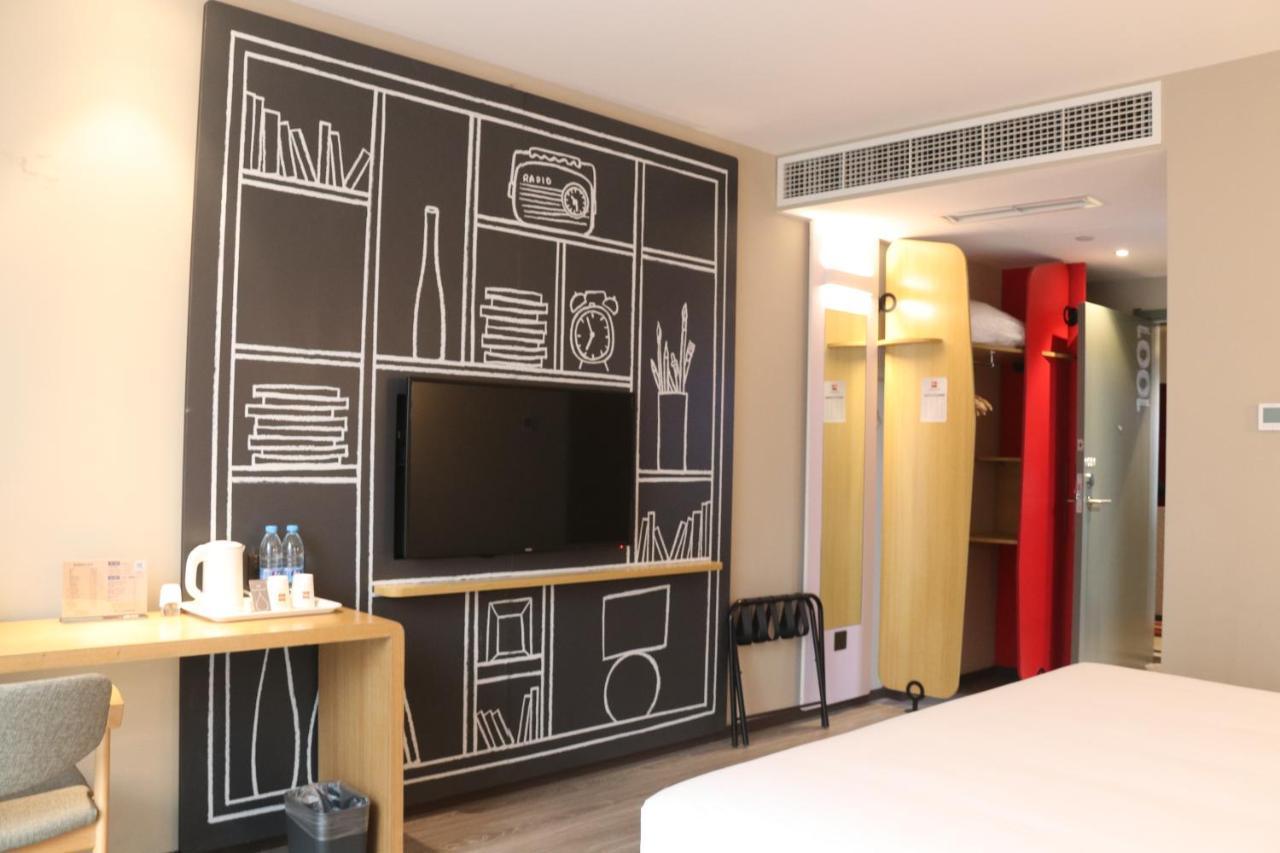 Ibis Chengdu Sm Square Hotell Exteriör bild